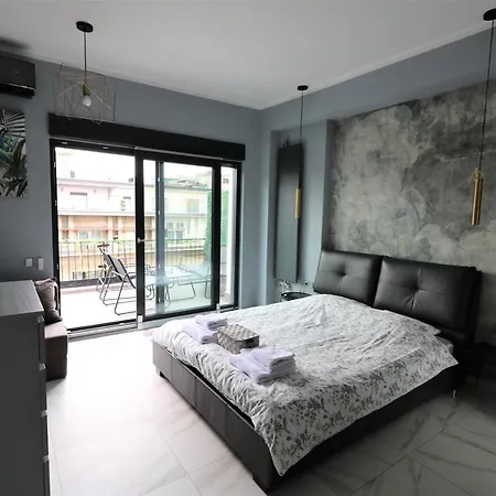 Deluxe Skyline Retreat Studio - Old Town Bucharest Exterior photo